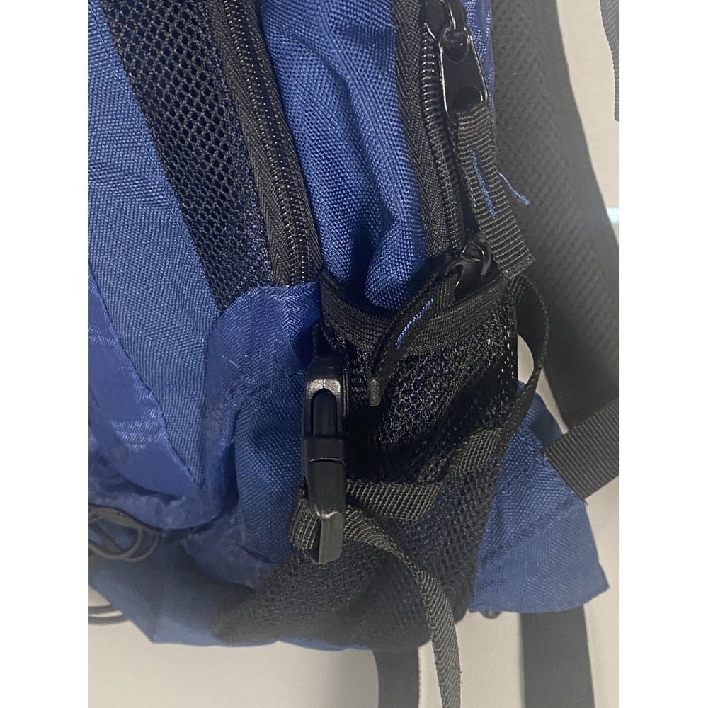 Quest Hydration Pack 2 Liter Backpack Ripstop Hik… - image 7